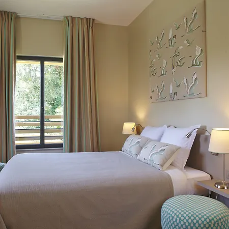 Les Herbes Folles Hotel