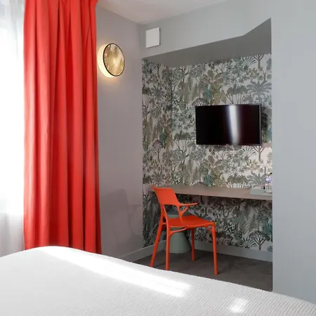 Les Herbes Folles Hotel 4*