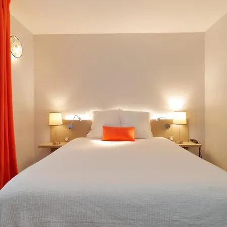 Hotel Les Herbes Folles Mauregard