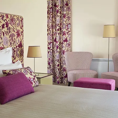 Les Herbes Folles Hotel Mauregard